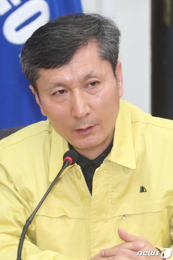 인사말하는 방기홍 공동선대위원장