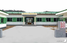 평안북도 유기질 복합비료공장…알곡증산 이바지