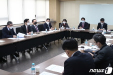 제약업계, 대구 경북에 약·마스크 지원…코로나19 극복 총력 대응