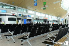 텅 빈 무안국제공항