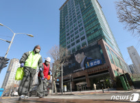 콜센터 큰불 진화에도…서울 곳곳 동시다발 소규모 감염 촉각