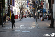 2월 서울 찾은 관광객 40% 줄었다