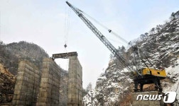 어랑천 3호 발전소 건설 중인 북한 함경북도