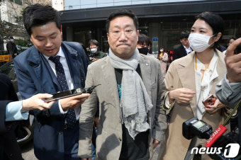 양정철 민주연구원장 '묵묵부답'