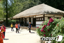 강진군, 영랑·현구 문학상 운영조례 마련…공정성·투명성 확보