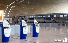 조용한 파리 샤를드골 국제공항... 대한항공 주3회 감축 운항
