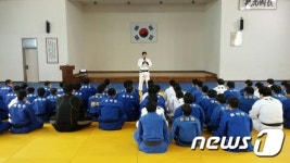 충북유도회 코로나 극복 동참…사설 체육관·선수 지원