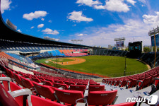 5월 5일 개막 앞두고 펼쳐지는 연습경기