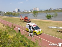 지리산 헬기 추락 중상자 2명 진주경상대병원 이송