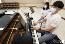 캠퍼스에 다시 울려퍼지는 피아노 선율