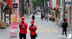 이태원 클럽 코로나19 감염 여파가 휩쓴 명동거리