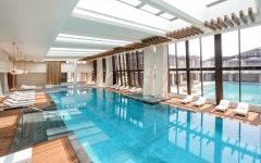 코로나19로 국내 신혼여행 인기…어디 호텔로 갈까?