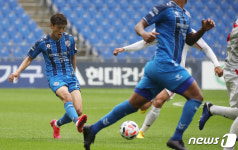 울산 유니폼 입은 전직 FC서울 이청용이 슈퍼매치에 뜬다