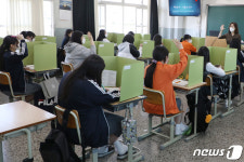 고3 등교, 막중해진 선생님 역할