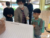 친구는 좋고 공부는 싫어요 충주 단월초 등교개학 첫날 풍경