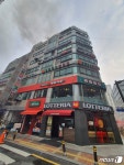 군포 산본동 복합상가 화재 완진…시민 11명 중·경상(종합)
