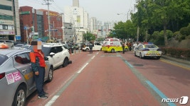 부산 대연동에서 티볼리 중앙선 침범 4중 추돌사고