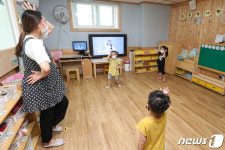 체조로 배우는 건강지키기