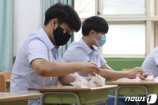 화장실 다녀올 시간도 안돼…학교 쉬는 시간 5분 딜레마