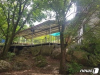 제천 민박업소, 하천부지에 불법 가건축물 설치 사용 논란