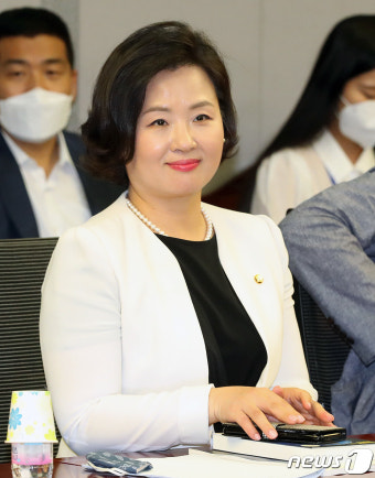 우후죽순 토론회 참석한 이수진 의원