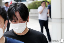 B.A.P 출신 힘찬, 강제추행 혐의 7차 공판기일 출석