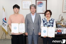 정읍 대표음식점 옥돌생고기·쌈촌, 인재육성 장학금 기탁