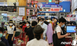 동행세일 2주차...북적이는 대형마트