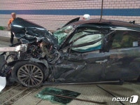 순천~완주 고속도로 오수터널서 3중 추돌…4명 경상