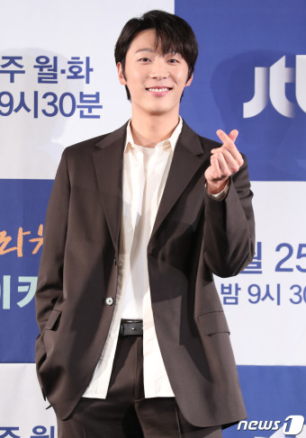 신현수, 킹콩by스타쉽과 전속계약…송승헌·유연석과 한솥밥