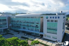 [속보] 보성군청 일부 부서 폐쇄…직원이 전남 30번 확진자 접촉