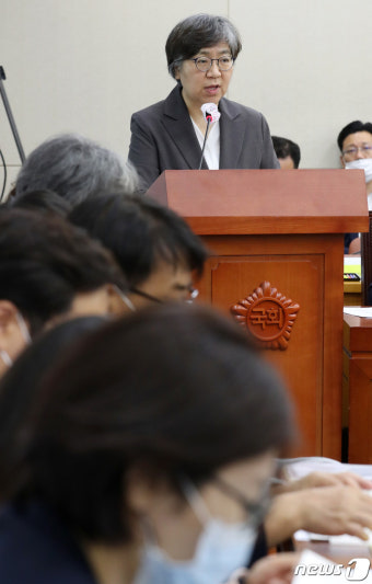 정은경 본부장, 국회 보건복지위원회 참석