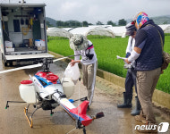 고령군, 병해충 예방·노동력 부족 해소 위해 무인항공공동방제