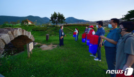 [화보]청사초롱 불 밝혀 읍성을 걷다...청도 마실나들이 투어