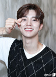 더보이즈 큐 이 미소 소장각