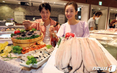 신세계, 전남 고흥 산지 직송 민물장어 맛보세요