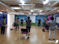 중랑구, 어르신 위한 실내체조 동영상 만들어 유튜브로 공유