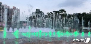 하동 송림에 새로운 랜드마크 하모니파크 분수 탄생