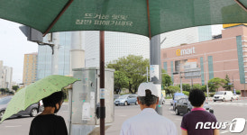 제주 나흘째 폭염특보...그늘막에서 피해보는 더위