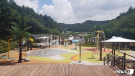 진주 진양호공원 물놀이터·에어바운싱 돔 조성