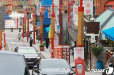 여름 성수기지만...한산한 인천 차이나타운 거리