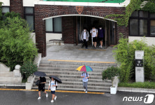 서울 휘문고등학교, 자사고 지정 취소…교육부 동의 결정