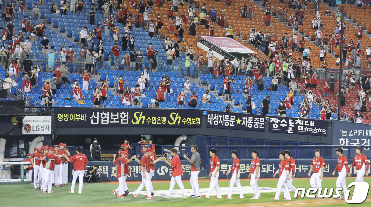 한국프로야구, 역사상 첫 1천만 관중 돌파 기록 달성
