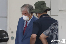 퇴원하는 전광훈 오늘 사랑제일교회 앞 기자회견