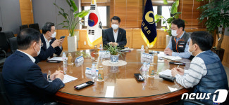 양대 금융노조 만난 은성수 위원장 노조 의견 정책 반영