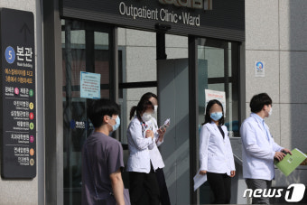 '빅5'병원 전공의 복귀…세브란스병원 전공의도 병원으로