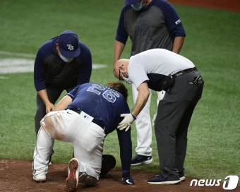 '햄스트링 부상' 최지만…캐시 감독 