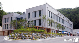 구미시, 추석연휴 추모공원 운영 중단…온라인성묘 서비스