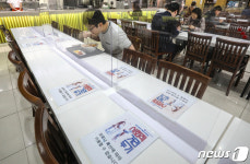 추석 연휴, 휴게소 음식 포장만…고속도로 통행료는 유료