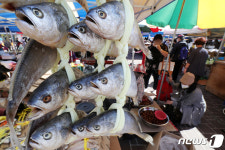 추석 앞두고 열린 5일장